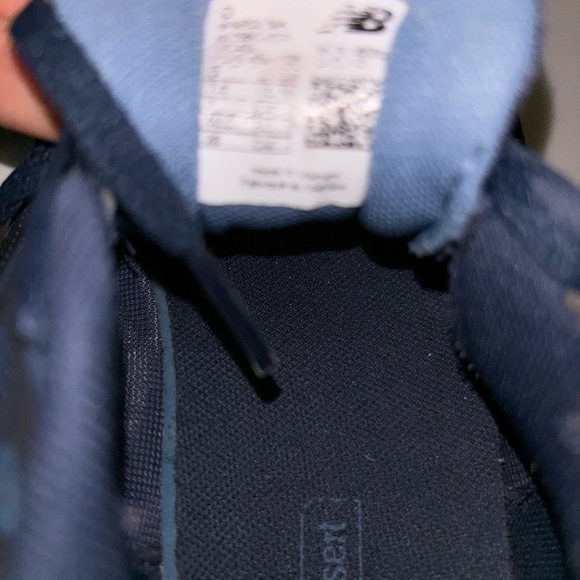 New Balance Dark Blue Athletic Shoes - Picture 4 of 8